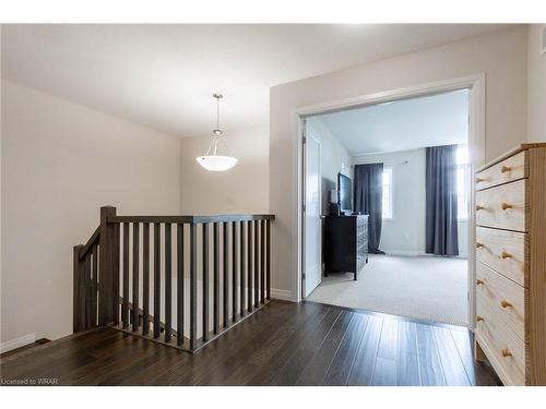 7 Lexington Avenue, Hamilton, ON - Indoor Photo Showing Other Room