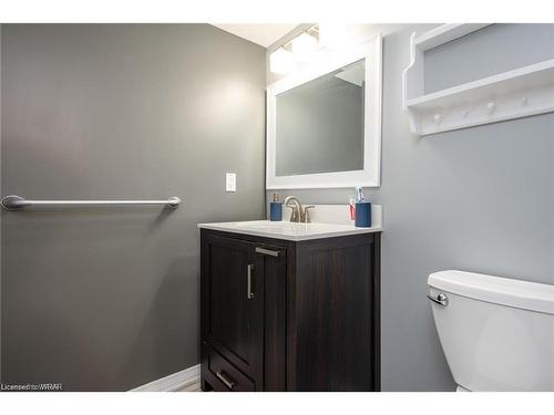 754 Kummer Crescent, Cambridge, ON - Indoor Photo Showing Bathroom