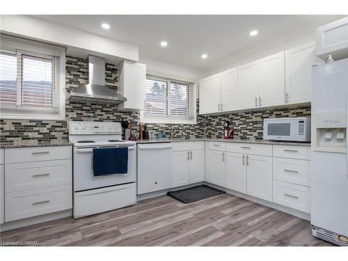 754 Kummer Crescent, Cambridge, ON - Indoor Photo Showing Kitchen