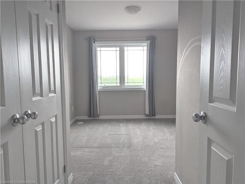 67-107 Westra Drive, Guelph, ON - Indoor Photo Showing Other Room