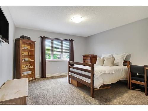 216 Joseph Schoerg Crescent, Kitchener, ON - Indoor Photo Showing Bedroom