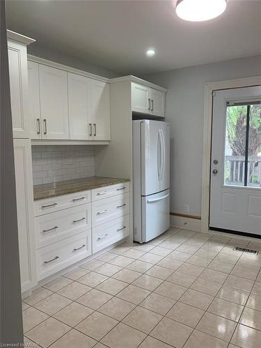 173 Louisa Street, Kitchener, ON - Indoor Photo Showing Kitchen