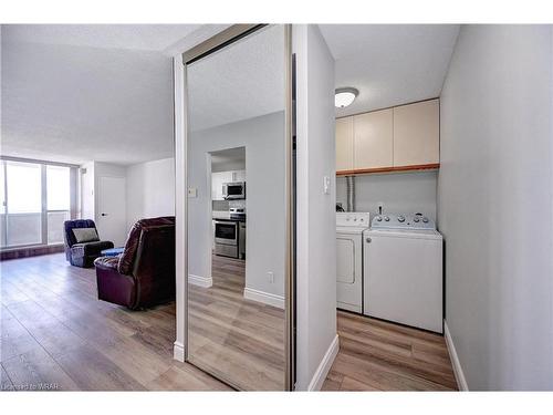 1502-375 King Street N, Waterloo, ON - Indoor Photo Showing Laundry Room