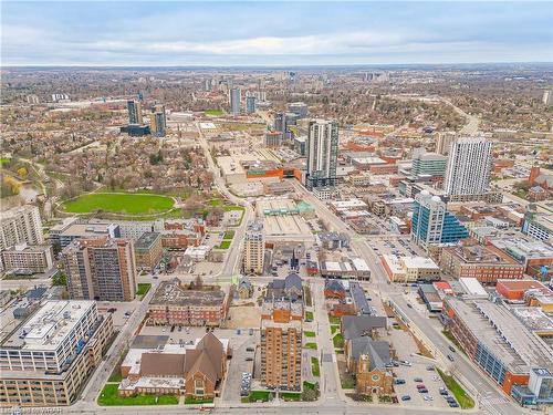 803-64 Benton Street, Kitchener, ON - Outdoor With View