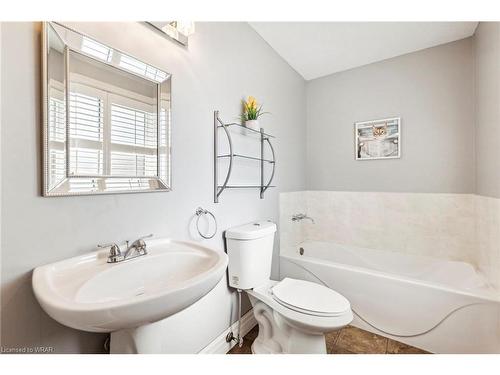 1188 Sheffield Road, Hamilton, ON - Indoor Photo Showing Bathroom
