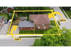 39 Lowrey Avenue N Cambridge, ON N1R 5A1