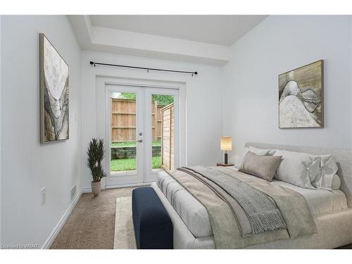 1C-1430 Highland Road, Kitchener, ON - Indoor Photo Showing Bedroom