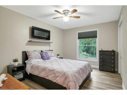 1413 Lockie Road, Branchton, ON - Indoor Photo Showing Bedroom