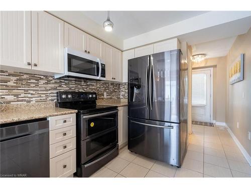 915 Cook Crescent Crescent, Shelburne, ON - Indoor Photo Showing Kitchen