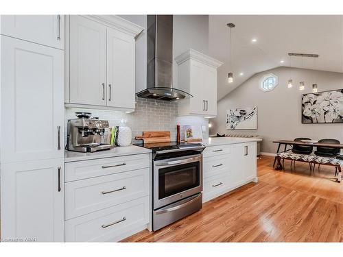 8 Croyden Place, Waterloo, ON - Indoor Photo Showing Kitchen