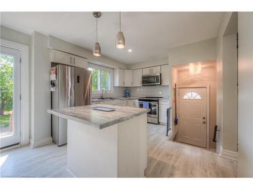 61A Cumberland Street, Brantford, ON - Indoor Photo Showing Kitchen With Upgraded Kitchen