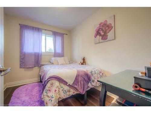 61A Cumberland Street, Brantford, ON - Indoor Photo Showing Bedroom