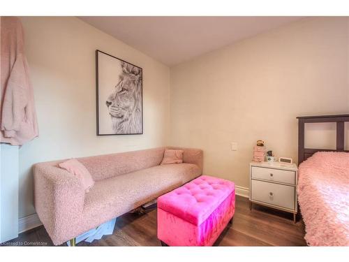 61A Cumberland Street, Brantford, ON - Indoor Photo Showing Bedroom