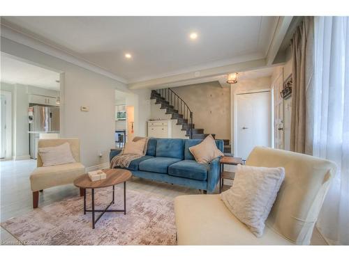 61A Cumberland Street, Brantford, ON - Indoor Photo Showing Living Room