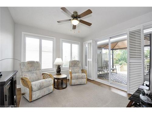 106 Dunadry Lane, Freelton, ON - Indoor Photo Showing Living Room