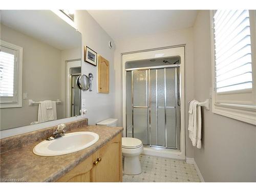 106 Dunadry Lane, Freelton, ON - Indoor Photo Showing Bathroom