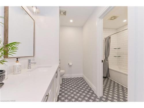 25 High Street, Drayton, ON - Indoor Photo Showing Bathroom