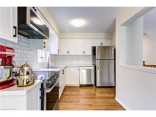 379 Hidden Creek Drive, Kitchener, ON - Indoor Photo Showing Kitchen