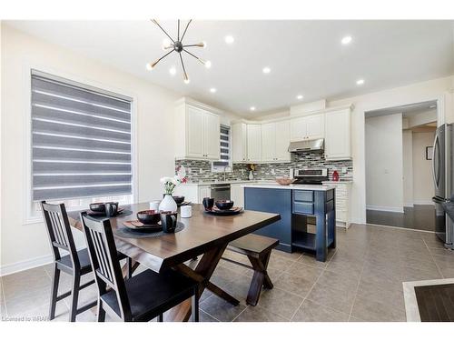 599 Pinery Trail, Waterloo, ON - Indoor Photo Showing Dining Room