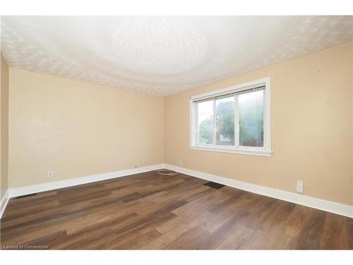 130 Bridgeport Road E, Waterloo, ON - Indoor Photo Showing Other Room