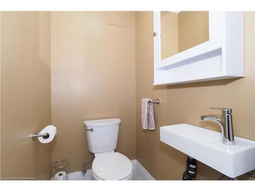 130 Bridgeport Road E, Waterloo, ON - Indoor Photo Showing Bathroom