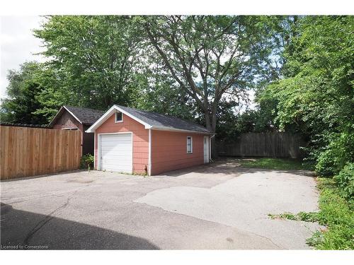 130 Bridgeport Road E, Waterloo, ON - Outdoor