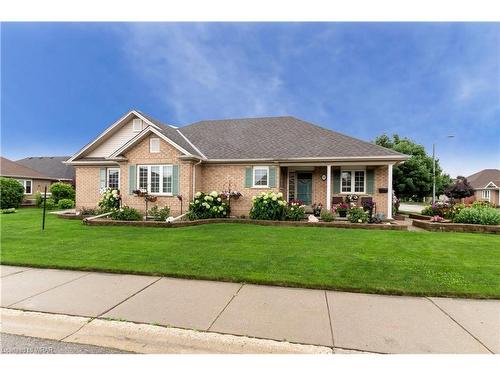 30 Jones Crescent, Tillsonburg, ON - Outdoor With Facade