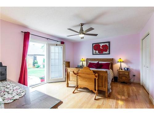 30 Jones Crescent, Tillsonburg, ON - Indoor Photo Showing Bedroom