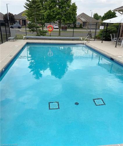 30 Jones Crescent, Tillsonburg, ON - Outdoor With In Ground Pool With Backyard