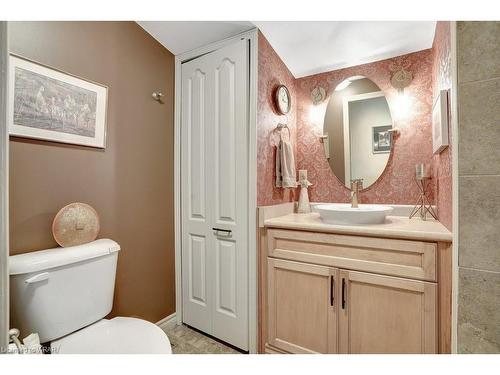 1276 Swan Street, Ayr, ON - Indoor Photo Showing Bathroom