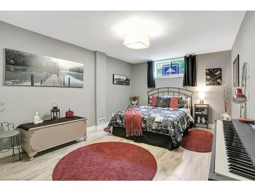 1276 Swan Street, Ayr, ON - Indoor Photo Showing Bedroom