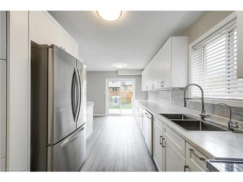 574 Alberta Avenue, Woodstock, ON - Indoor Photo Showing Kitchen With Stainless Steel Kitchen With Double Sink With Upgraded Kitchen