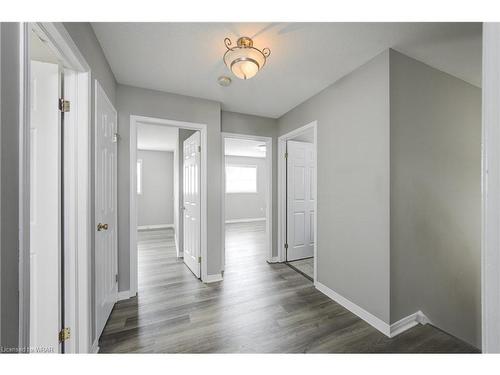 574 Alberta Avenue, Woodstock, ON - Indoor Photo Showing Other Room