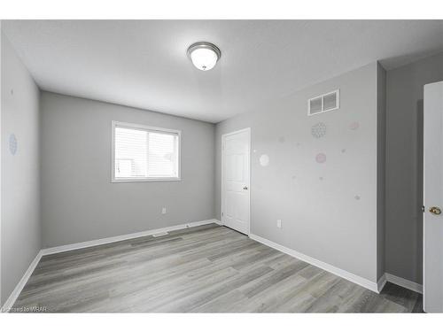 574 Alberta Avenue, Woodstock, ON - Indoor Photo Showing Other Room