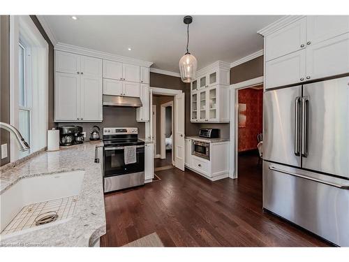 7 Richmond Avenue, Kitchener, ON - Indoor Photo Showing Kitchen With Stainless Steel Kitchen With Upgraded Kitchen