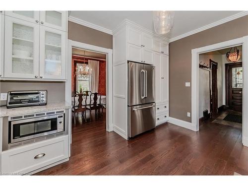 7 Richmond Avenue, Kitchener, ON - Indoor Photo Showing Kitchen With Stainless Steel Kitchen