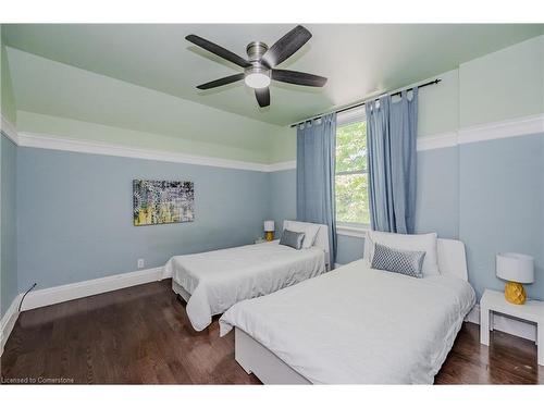 7 Richmond Avenue, Kitchener, ON - Indoor Photo Showing Bedroom