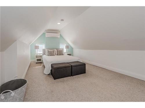 7 Richmond Avenue, Kitchener, ON - Indoor Photo Showing Bedroom