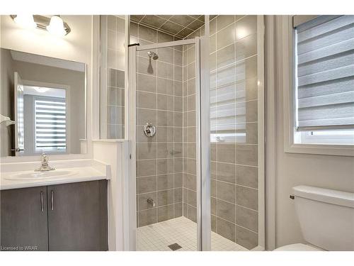 53 Rustic Oak Trail Trail, Ayr, ON - Indoor Photo Showing Bathroom