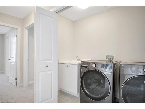 53 Rustic Oak Trail Trail, Ayr, ON - Indoor Photo Showing Laundry Room