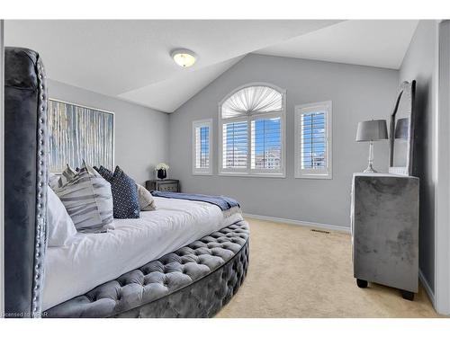 618 Thomas Slee Drive, Kitchener, ON - Indoor Photo Showing Bedroom