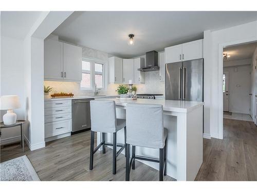 919 Hannah Avenue S, Listowel, ON - Indoor Photo Showing Kitchen With Upgraded Kitchen