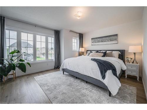 919 Hannah Avenue S, Listowel, ON - Indoor Photo Showing Bedroom