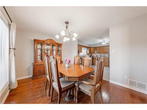 170 Benvenuto Crescent, Hamilton, ON - Indoor Photo Showing Dining Room