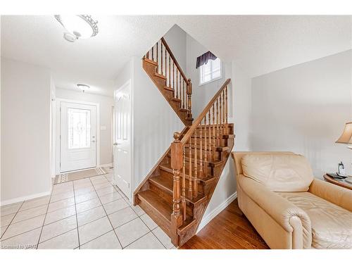 170 Benvenuto Crescent, Hamilton, ON - Indoor Photo Showing Other Room