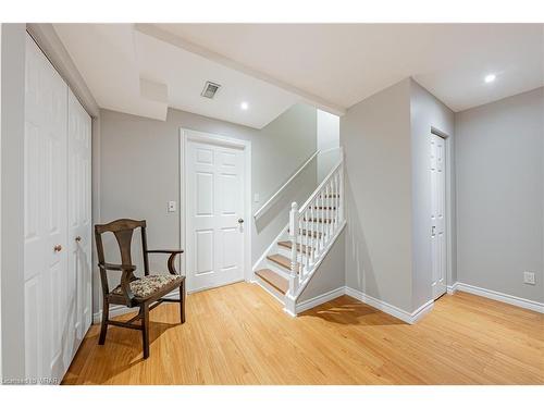 170 Benvenuto Crescent, Hamilton, ON - Indoor Photo Showing Other Room