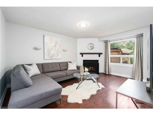 78 James Street, Barrie, ON - Indoor Photo Showing Living Room With Fireplace