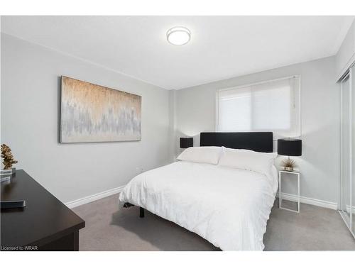 78 James Street, Barrie, ON - Indoor Photo Showing Bedroom