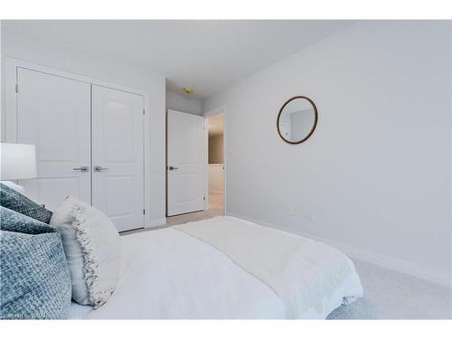 A003-5 Benninger Drive, Kitchener, ON - Indoor Photo Showing Bedroom