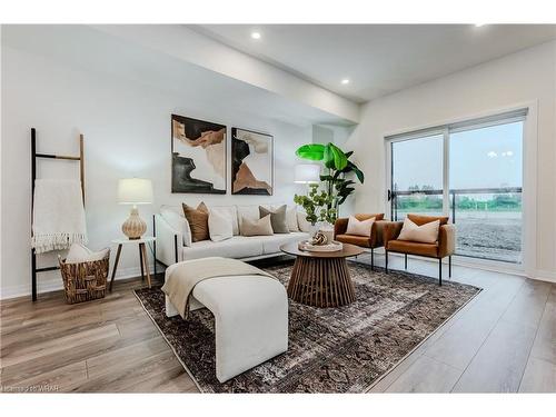 A003-5 Benninger Drive, Kitchener, ON - Indoor Photo Showing Living Room